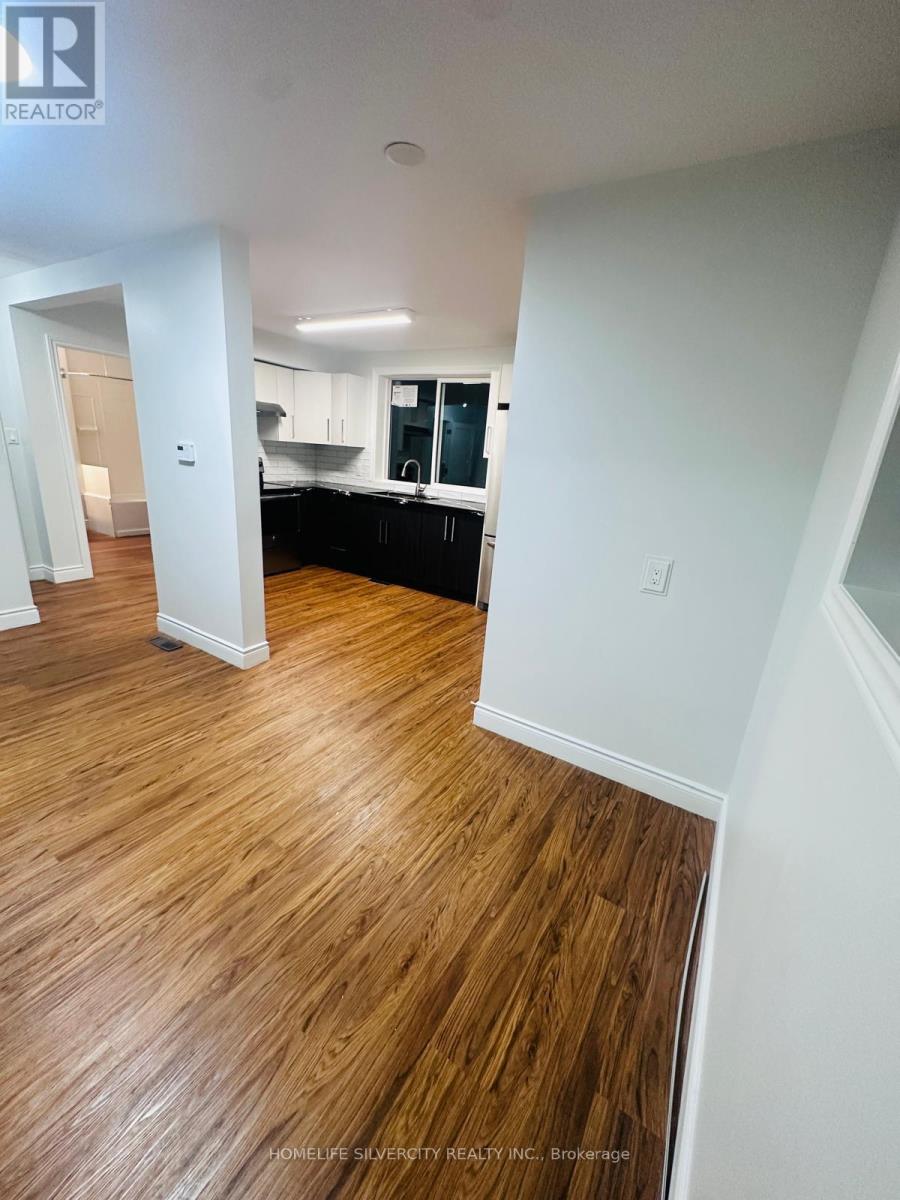 221 Emerson Avenue S, London South, Ontario  N5V 3L5 - Photo 18 - X13707684