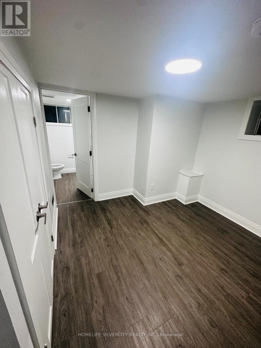 221 Emerson Avenue S, London South, Ontario  N5V 3L5 - Photo 36 - X13707684