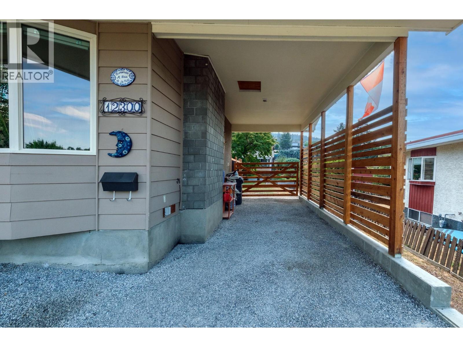 12300 Ormsby Drive, Coldstream, British Columbia  V1B 1H8 - Photo 46 - 10397814