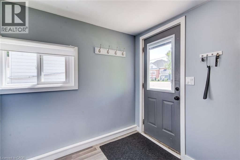 14 Maddison Street E, Monkton, Ontario  N0K 1P0 - Photo 5 - 40847064