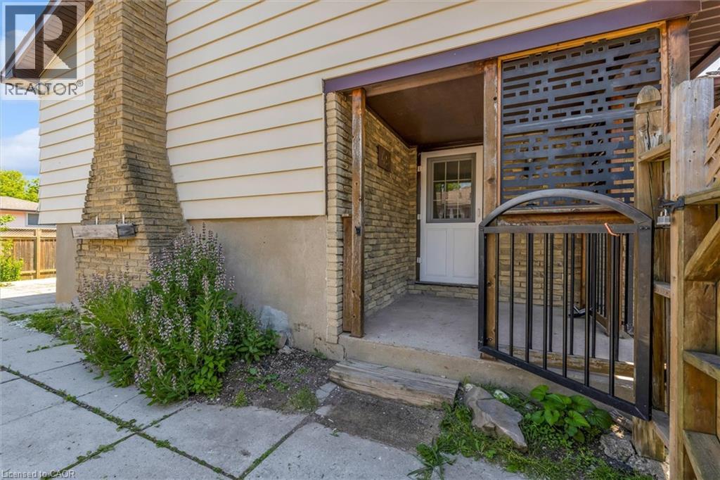 49 Grove Avenue, St. Catharines, Ontario  L2P 1C9 - Photo 35 - 40847089