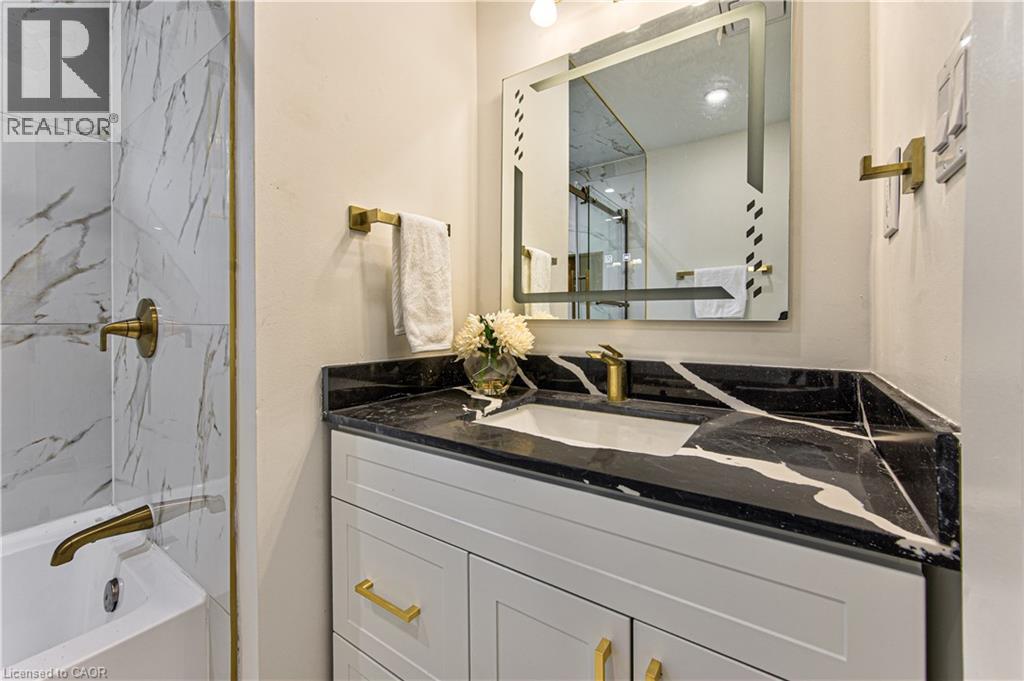 7385 North Dorset Place, Niagara Falls, Ontario  L2J 3T3 - Photo 27 - 40857975