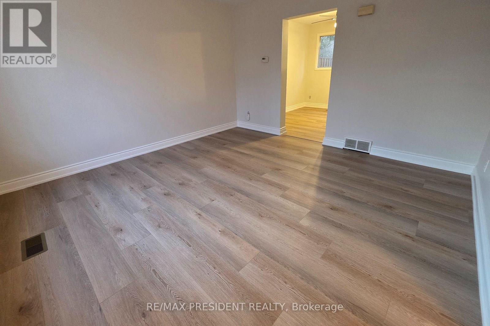 564 Brookhaven Crescent, Waterloo, Ontario  N2L 4R7 - Photo 15 - X13707380