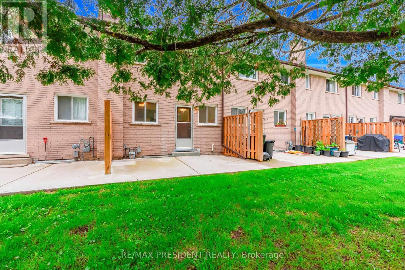 564 Brookhaven Crescent, Waterloo, Ontario  N2L 4R7 - Photo 28 - X13707380