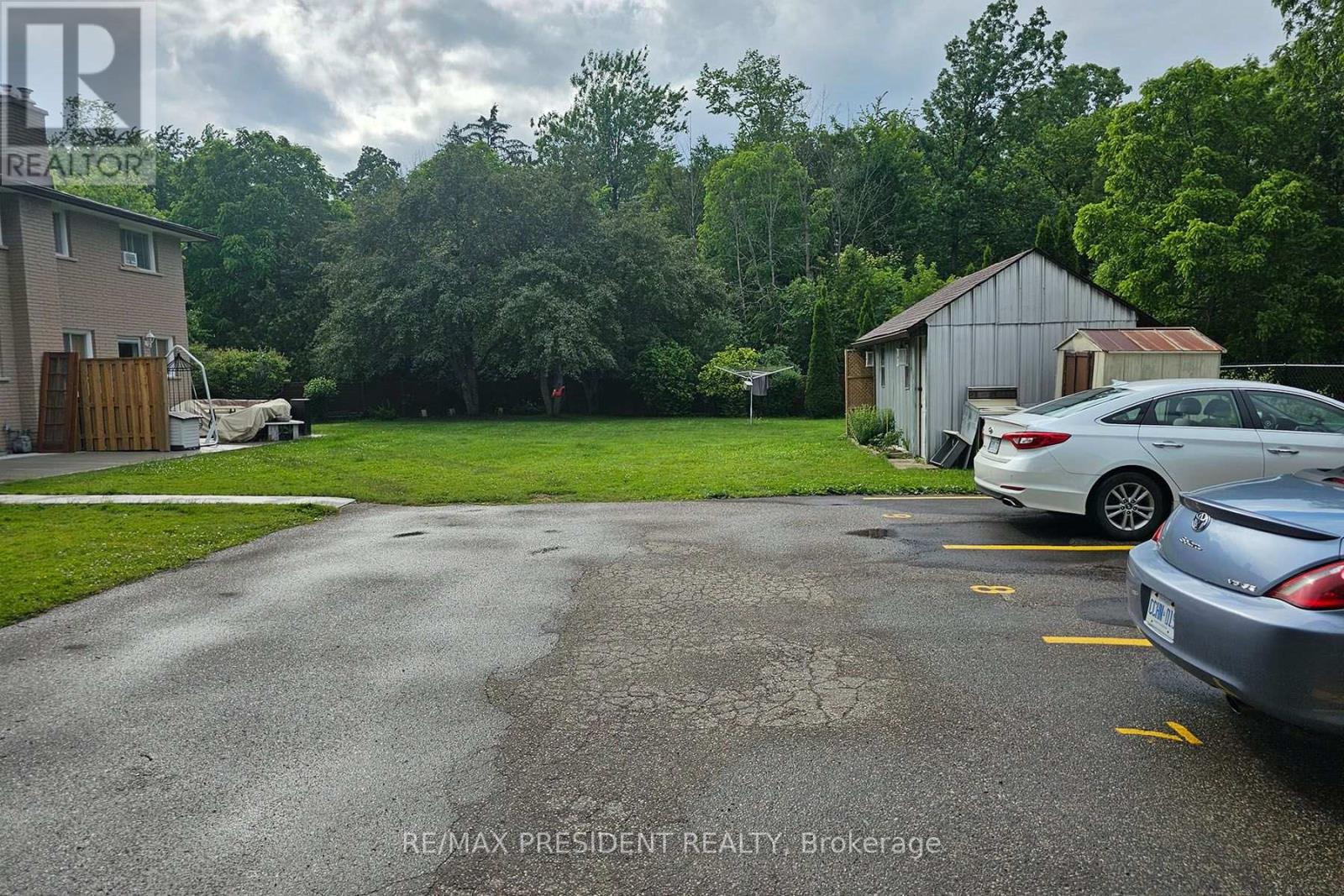 564 Brookhaven Crescent, Waterloo, Ontario  N2L 4R7 - Photo 27 - X13707380