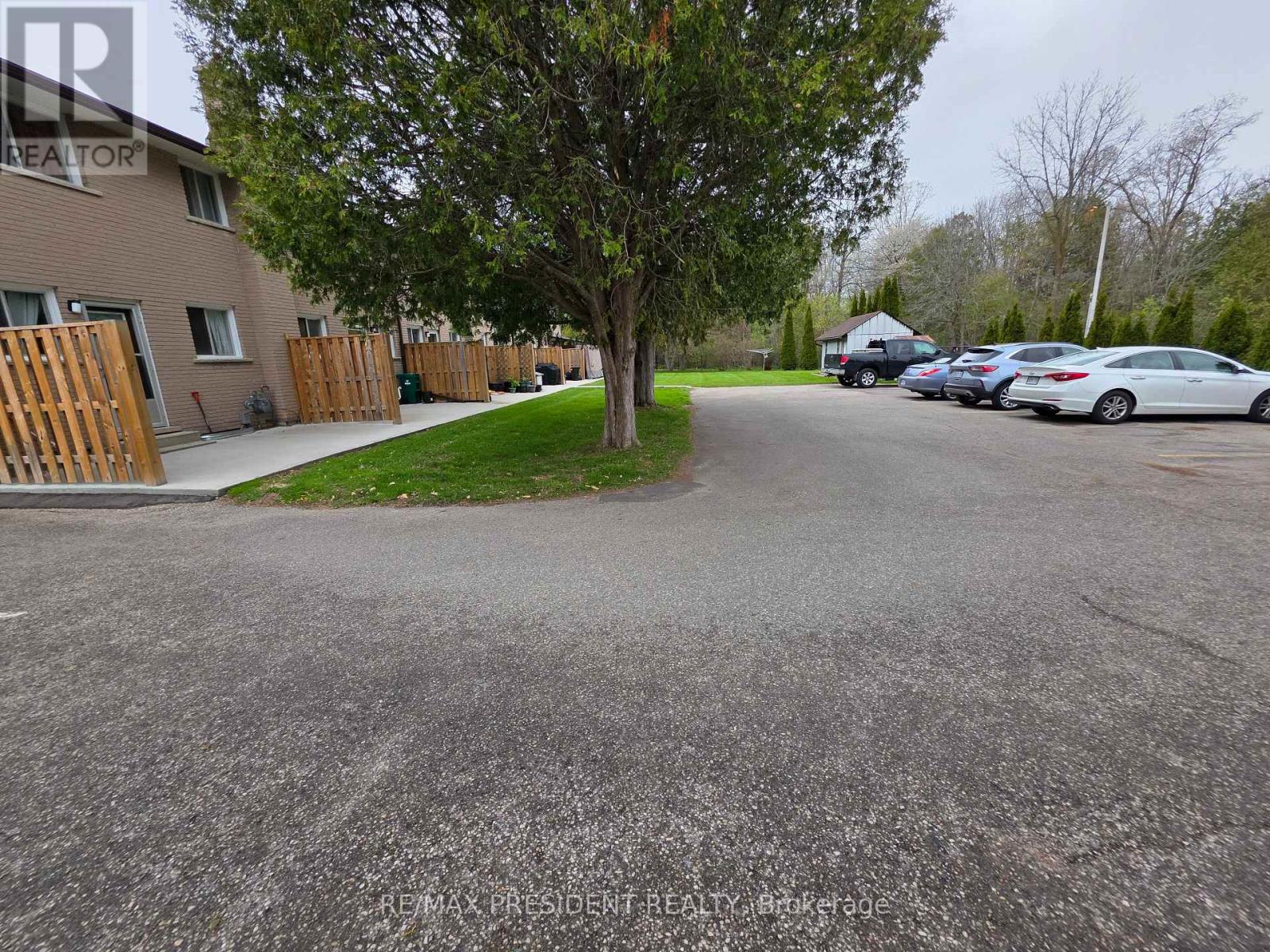 564 Brookhaven Crescent, Waterloo, Ontario  N2L 4R7 - Photo 37 - X13707380