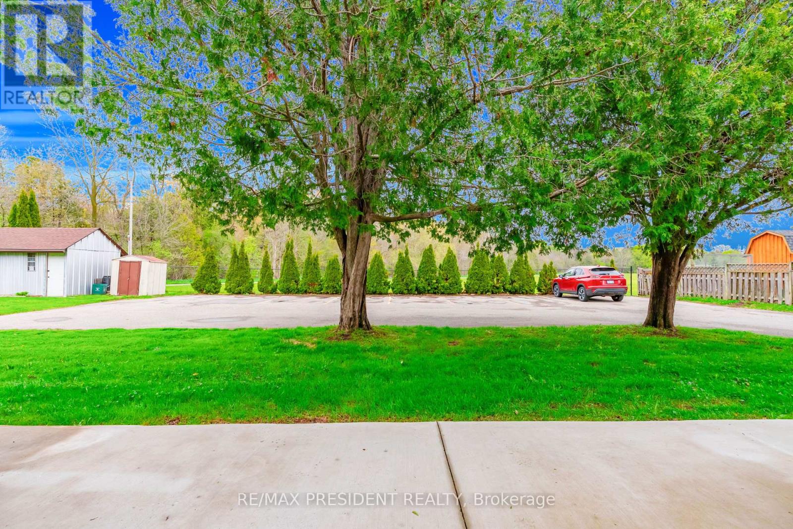 564 Brookhaven Crescent, Waterloo, Ontario  N2L 4R7 - Photo 30 - X13707380