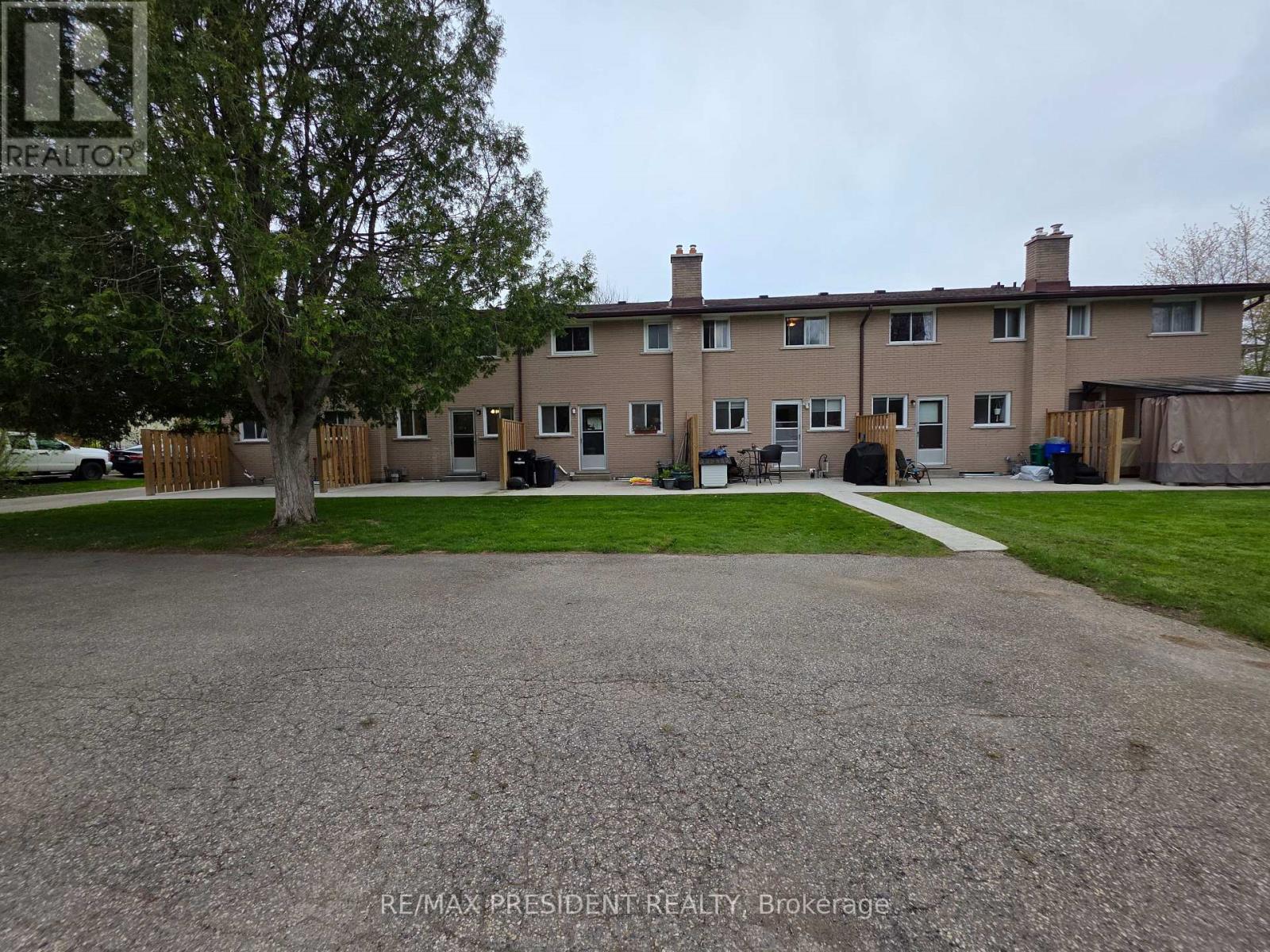 564 Brookhaven Crescent, Waterloo, Ontario  N2L 4R7 - Photo 38 - X13707380