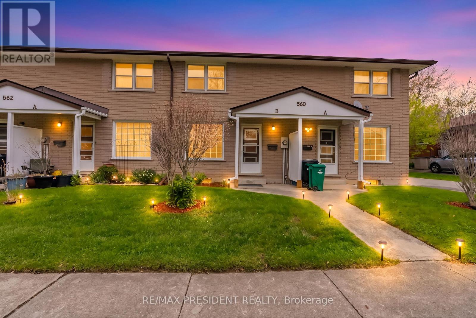 564 Brookhaven Crescent, Waterloo, Ontario  N2L 4R7 - Photo 4 - X13707616