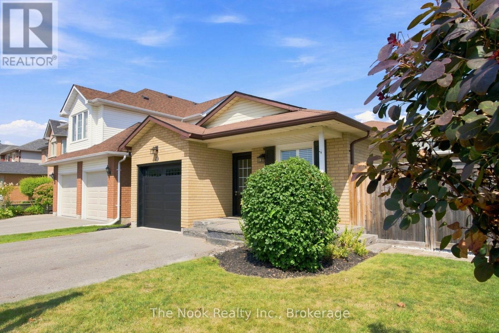 49 Granville Drive, Clarington, Ontario  L1E 2W8 - Photo 2 - E13707736