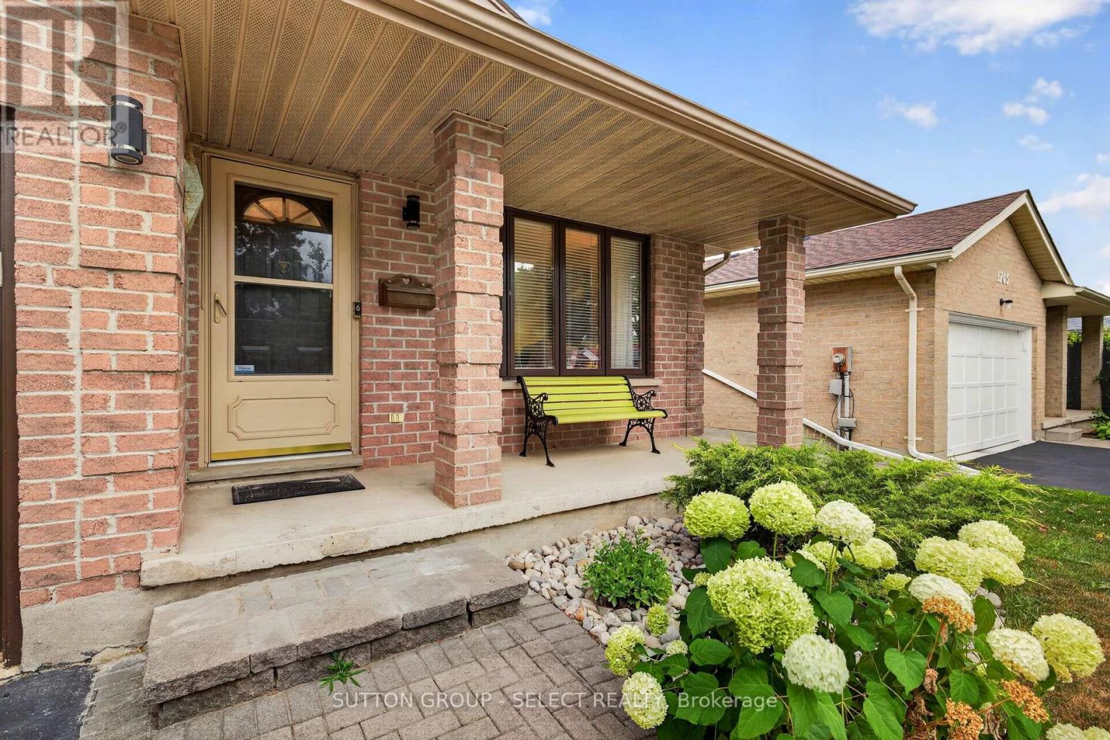 1769 Jalna Boulevard, London South, Ontario  N6E 3S5 - Photo 3 - X13707744