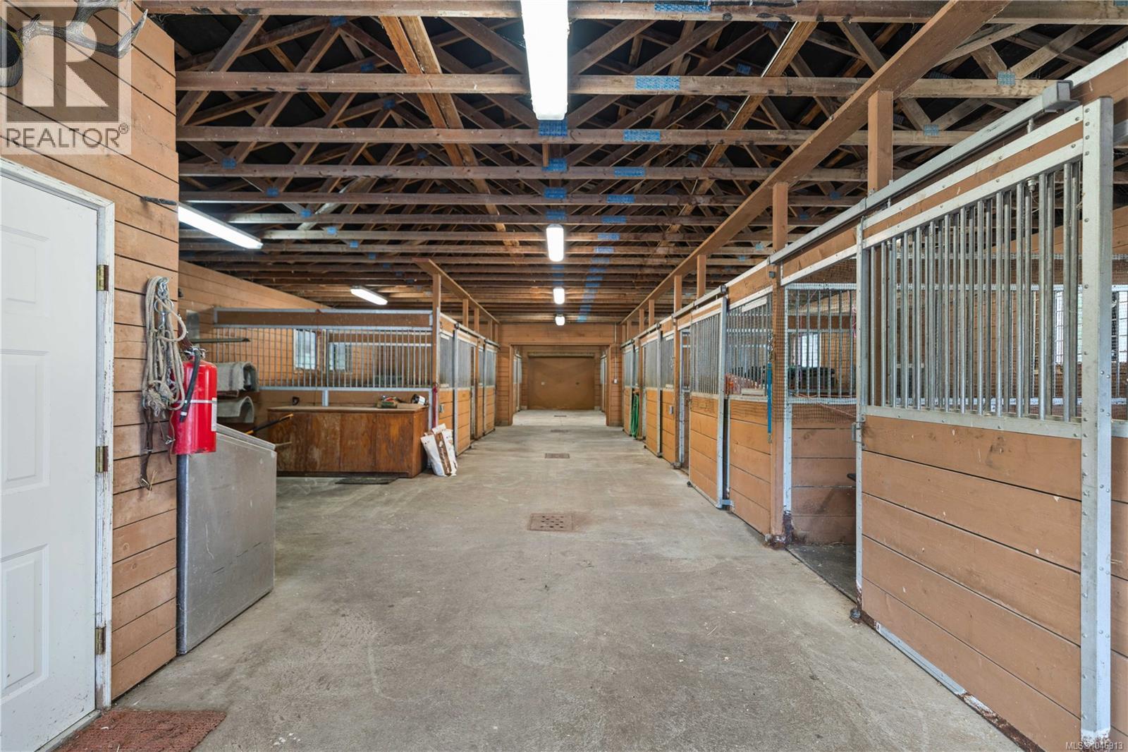 340 Berray Rd, Fanny Bay, British Columbia  V0R 1W0 - Photo 47 - 1046913