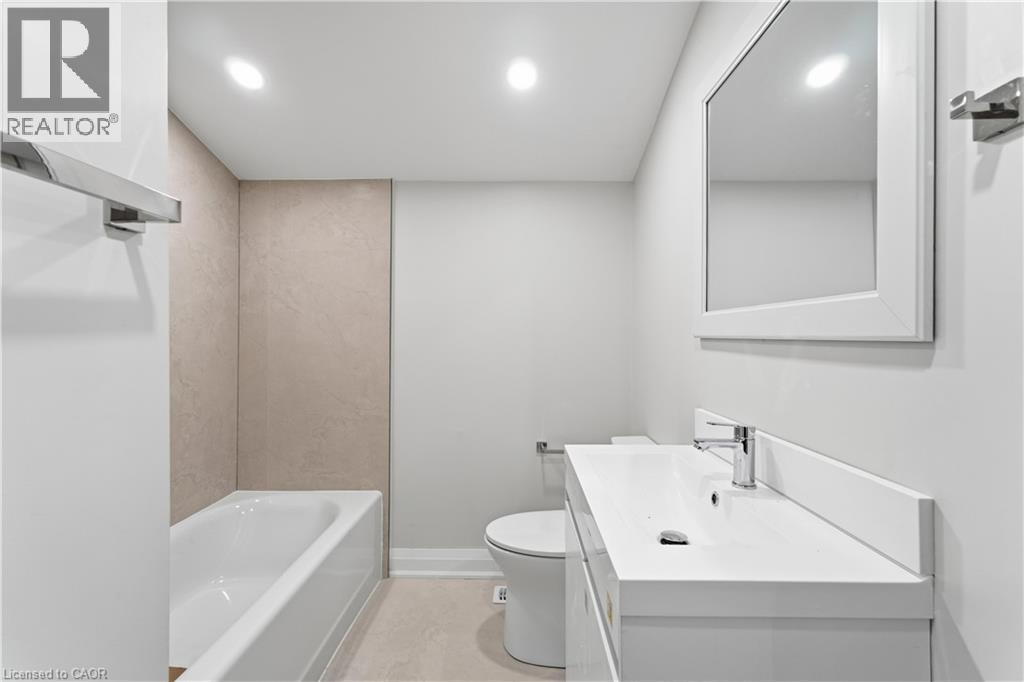124 Mcelroy Road E Unit# 3, Hamilton, Ontario  L9A 1Y9 - Photo 12 - 40828143