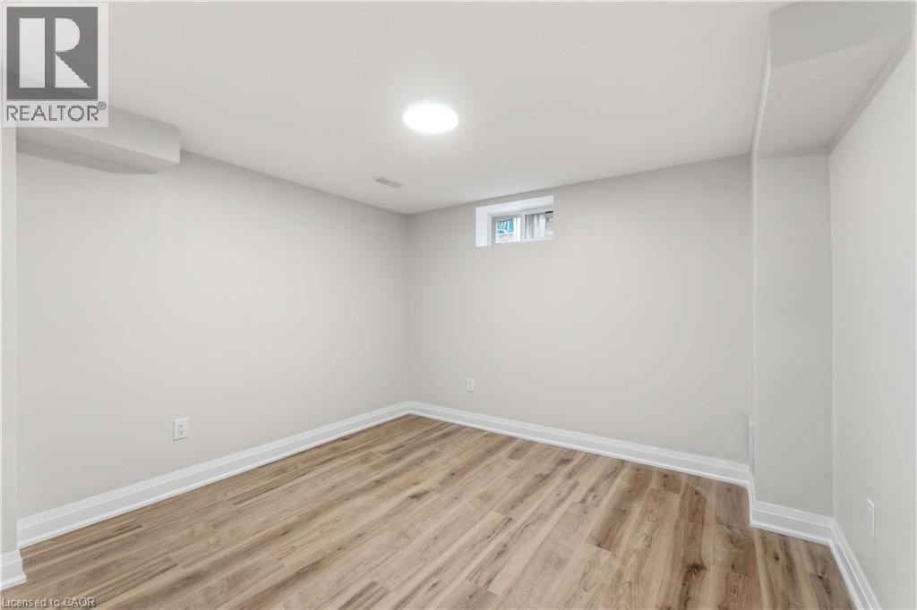 124 Mcelroy Road E Unit# 3, Hamilton, Ontario  L9A 1Y9 - Photo 9 - 40828143
