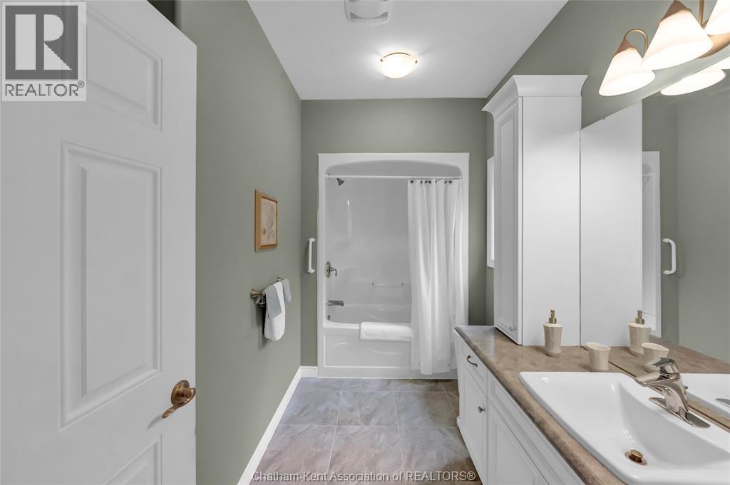 48 Veranda Court, Chatham, Ontario  N7L 0B4 - Photo 30 - 26020651