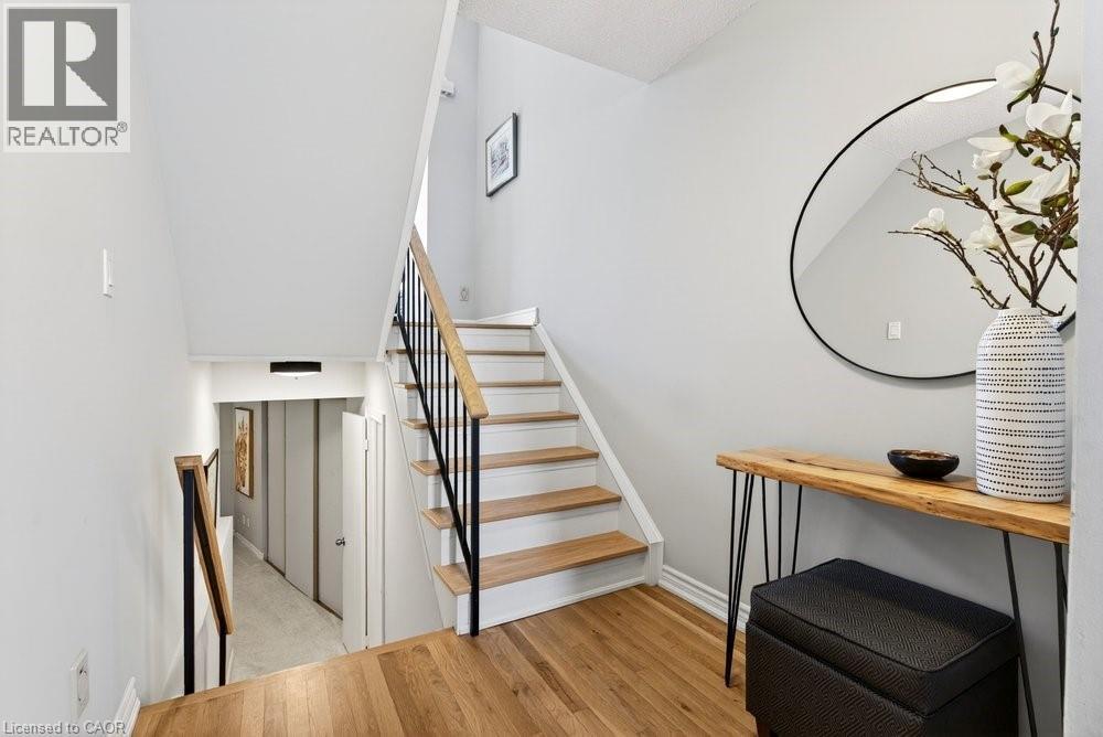 1351 Ontario Street Unit# 14, Burlington, Ontario  L7S 1E9 - Photo 4 - 40829035
