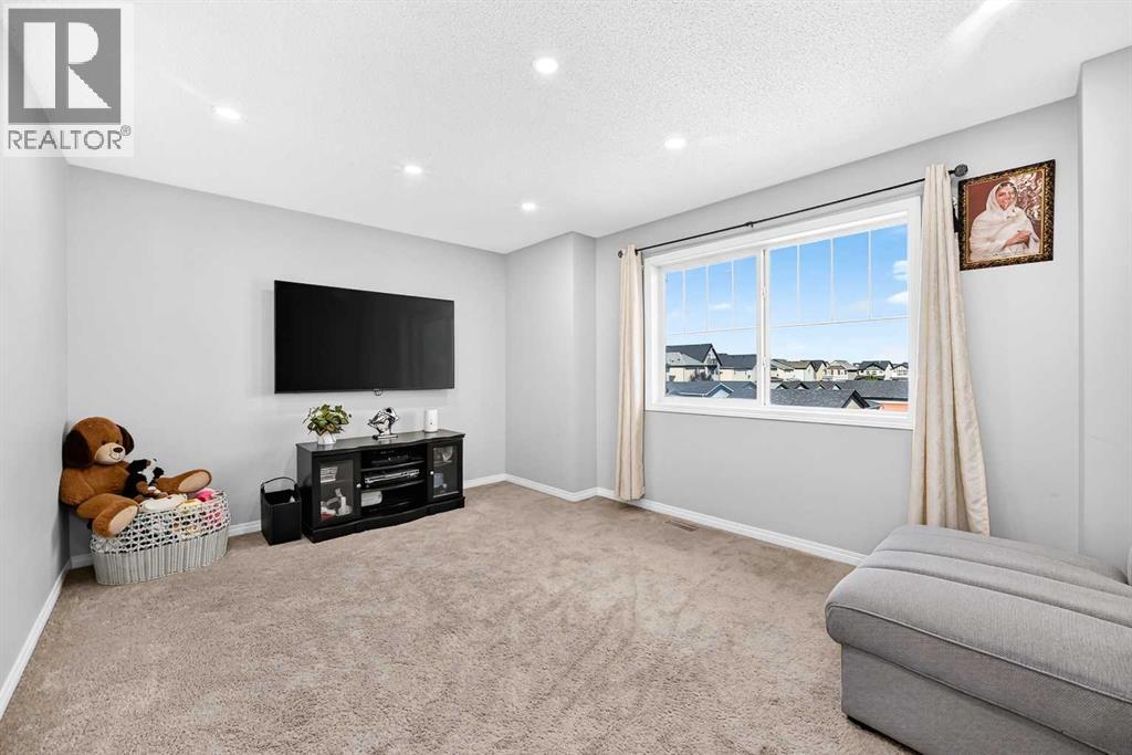 8 Skyview Point Terrace Ne, Calgary, Alberta  T3N 0G9 - Photo 25 - A2338404