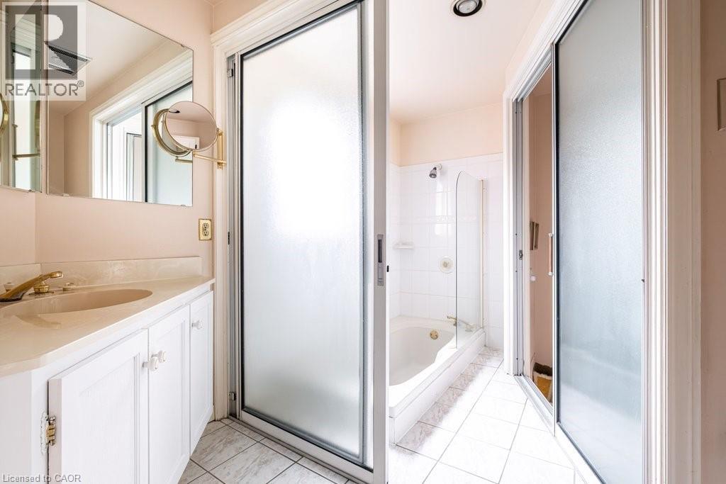 370 Hess Street S, Hamilton, Ontario L8P 3R1 - Photo 40 - 40830184