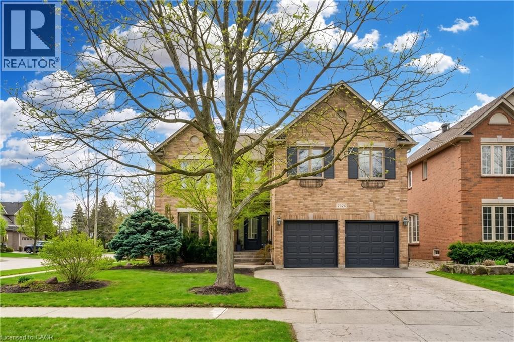 2324 HILLTOP Lane, Oakville, Ontario