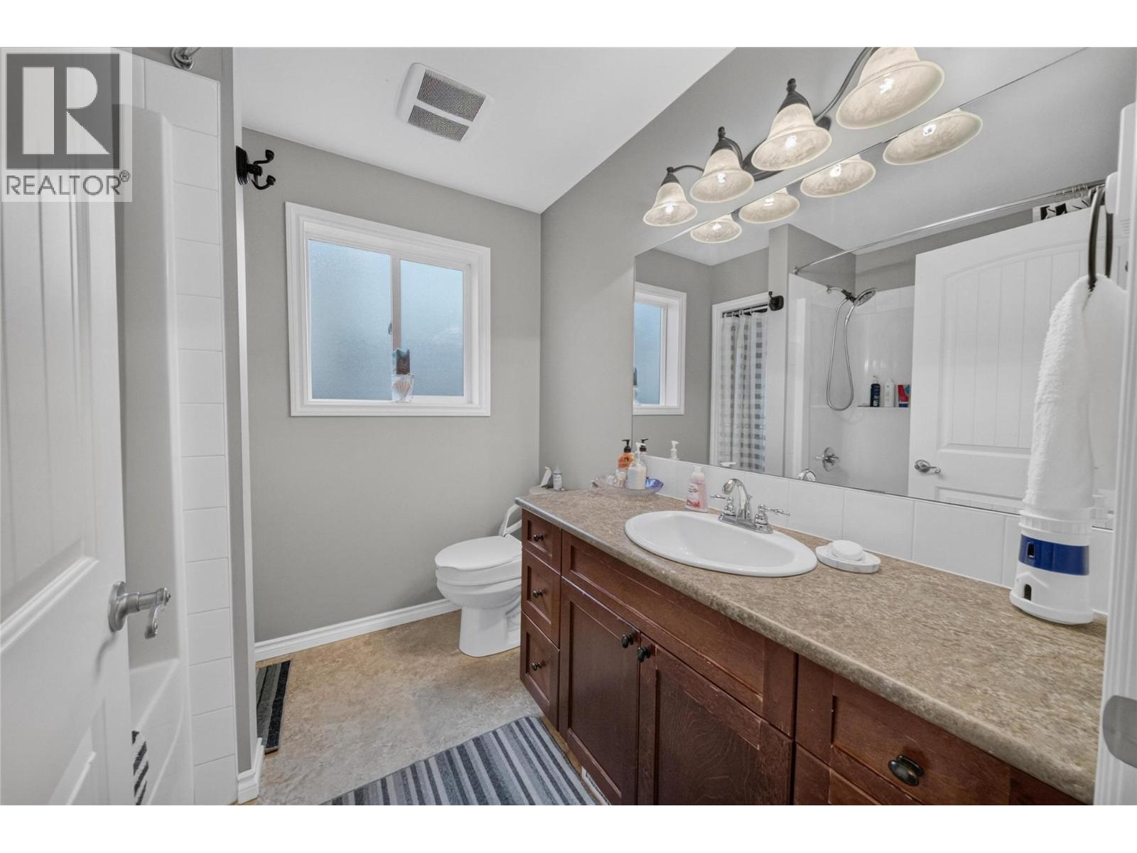 900 18a Avenue N, Cranbrook, British Columbia V1C 3X9 - Photo 13 - 10398339