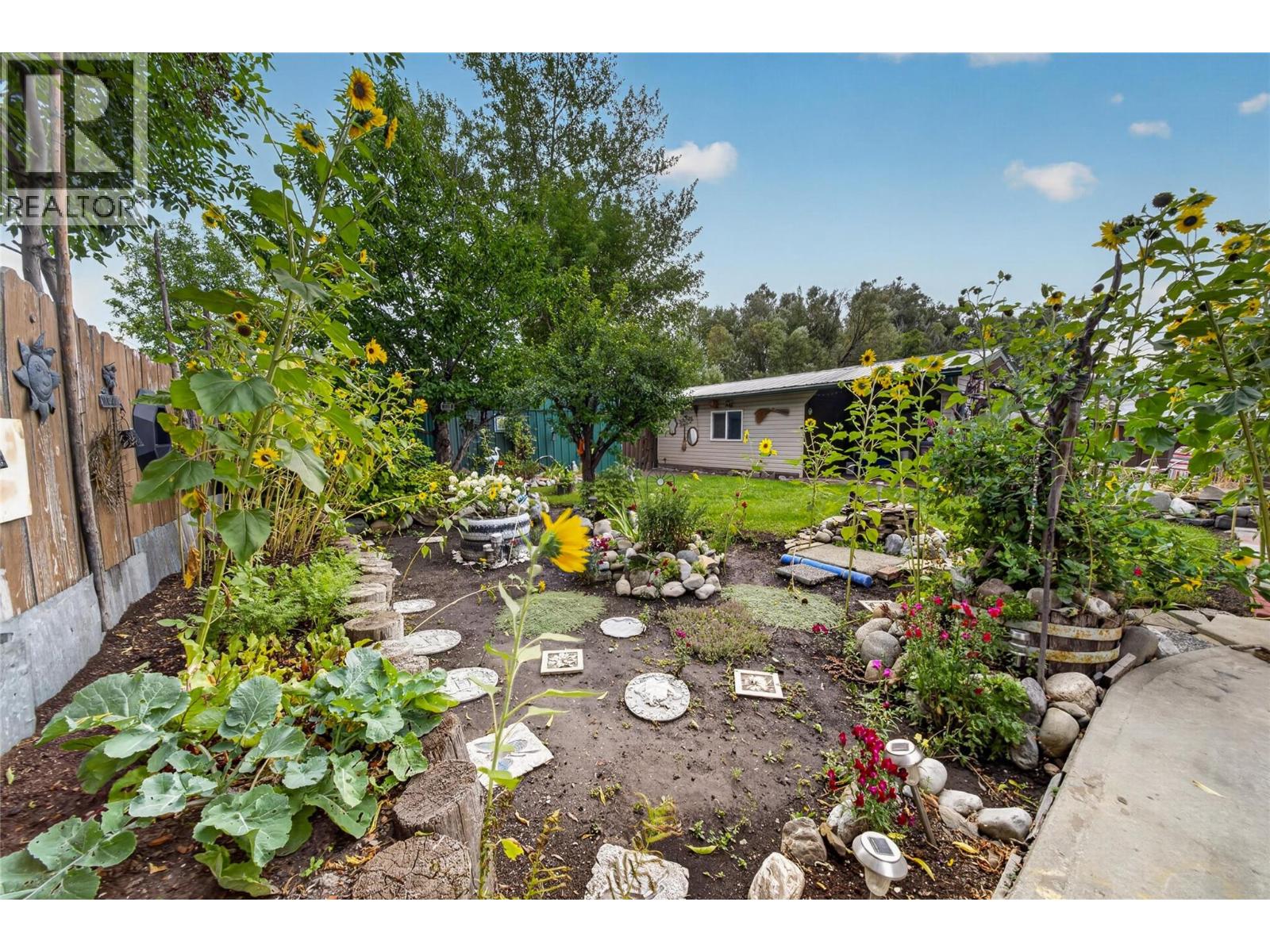 900 18a Avenue N, Cranbrook, British Columbia V1C 3X9 - Photo 31 - 10398339
