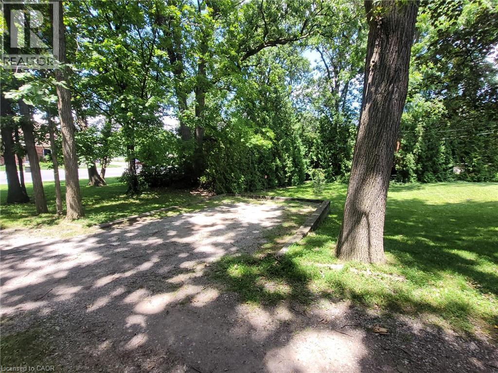 879 West 5th Street, Hamilton, Ontario  L9C 5R4 - Photo 7 - 40847951