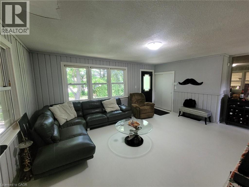 879 West 5th Street, Hamilton, Ontario  L9C 5R4 - Photo 11 - 40847951