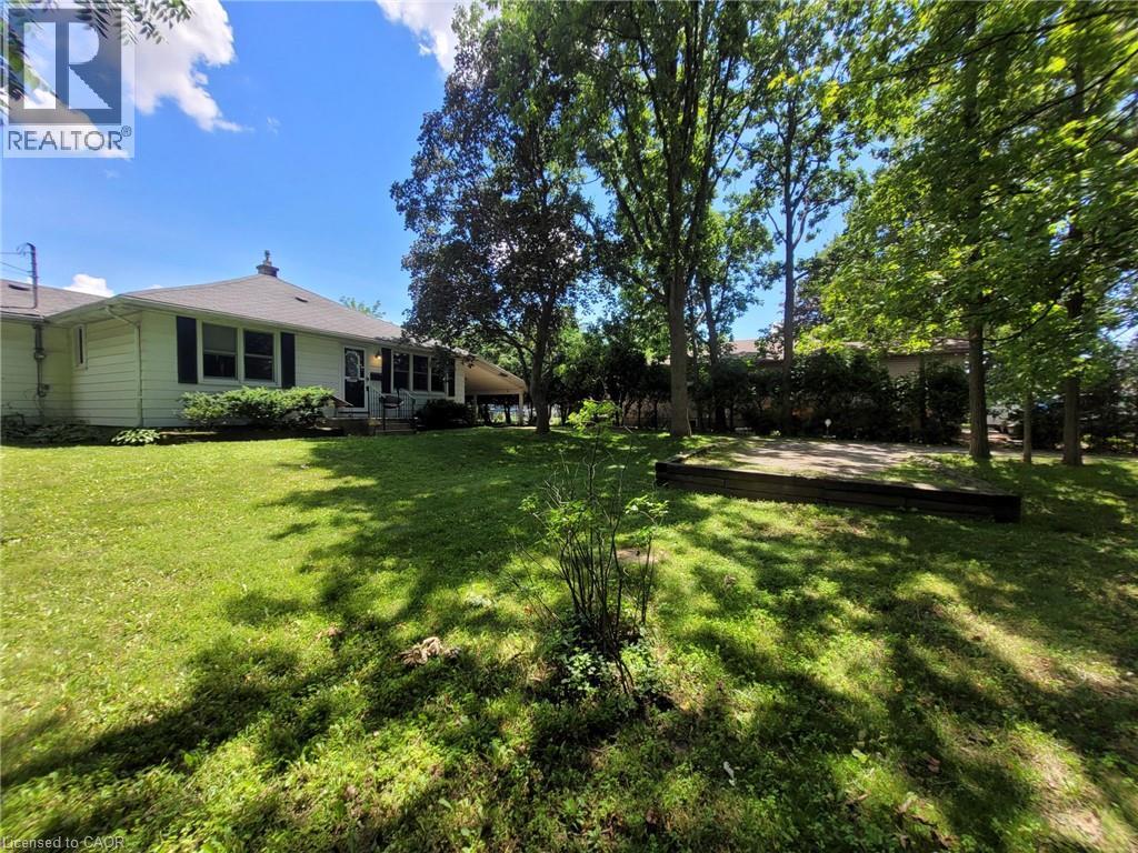 879 West 5th Street, Hamilton, Ontario  L9C 5R4 - Photo 4 - 40847951