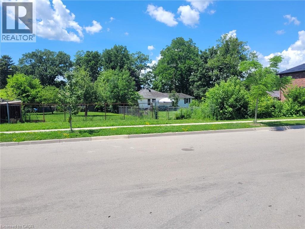 879 West 5th Street, Hamilton, Ontario  L9C 5R4 - Photo 18 - 40849101