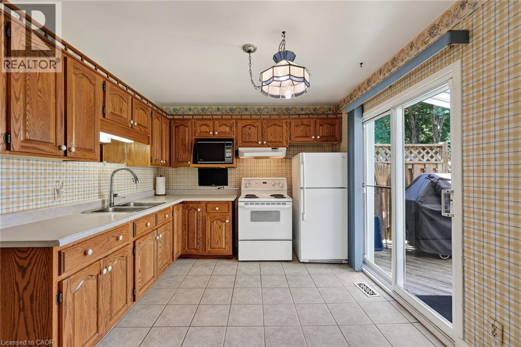 78 Belleview Avenue, Kitchener, Ontario  N2B 1G5 - Photo 12 - 40852649