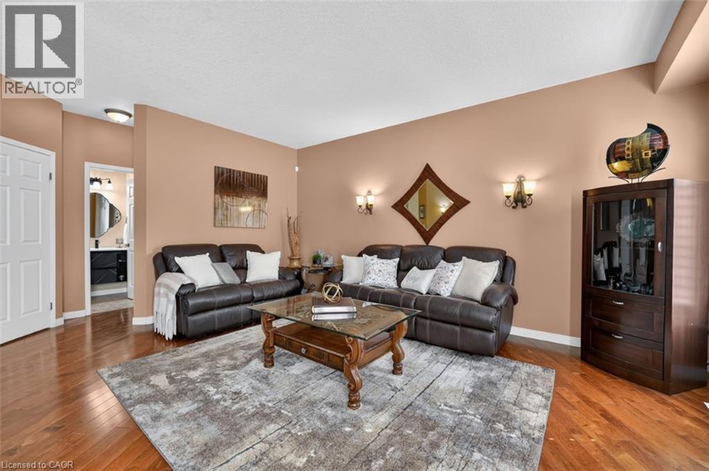 37 Hickory Crescent, Grimsby, Ontario  L3M 5P9 - Photo 14 - 40856773