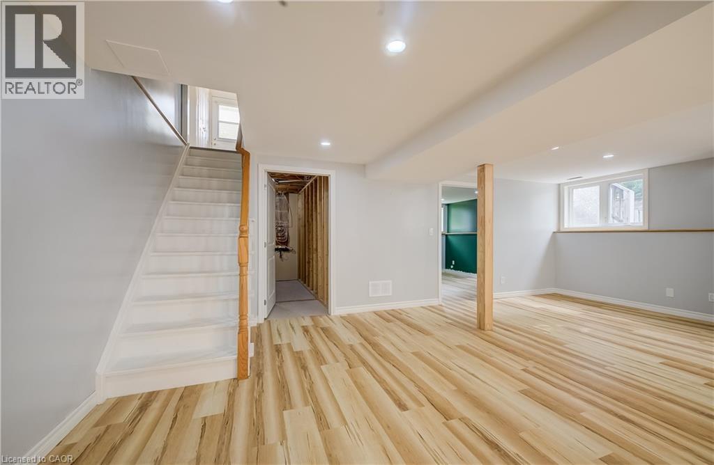 910 Walton Avenue N, Listowel, Ontario  N4W 3R9 - Photo 29 - 40856850