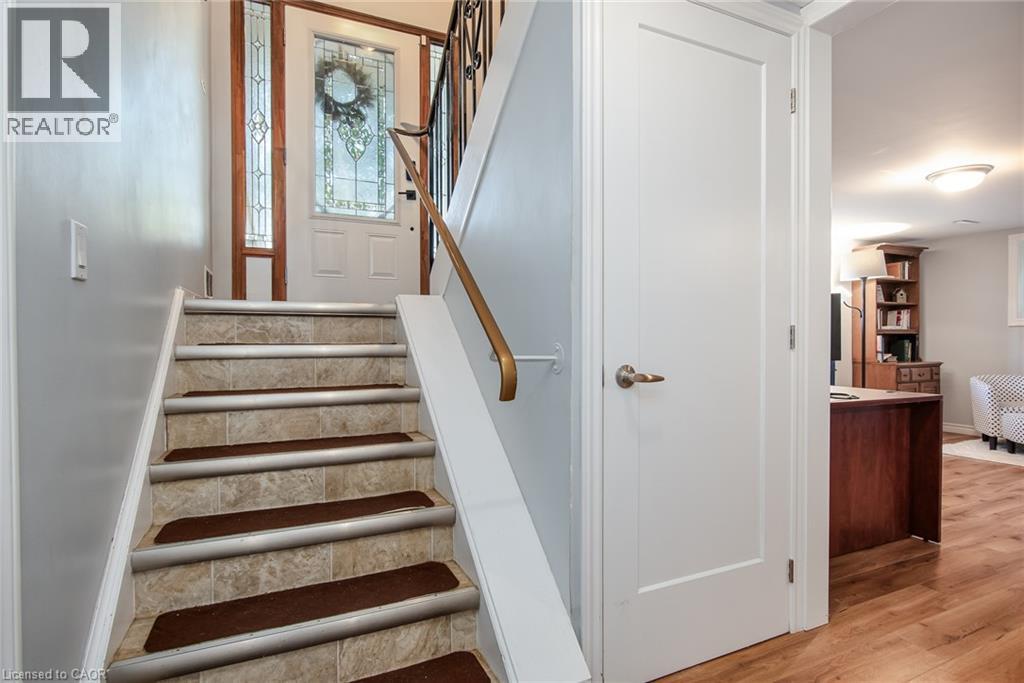 18 Mayberry Place, Stratford, Ontario  N5A 6Z7 - Photo 32 - 40857481