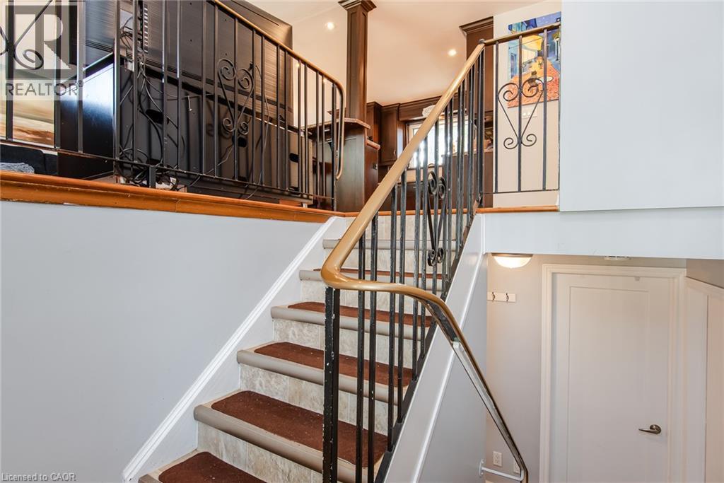 18 Mayberry Place, Stratford, Ontario  N5A 6Z7 - Photo 6 - 40857481
