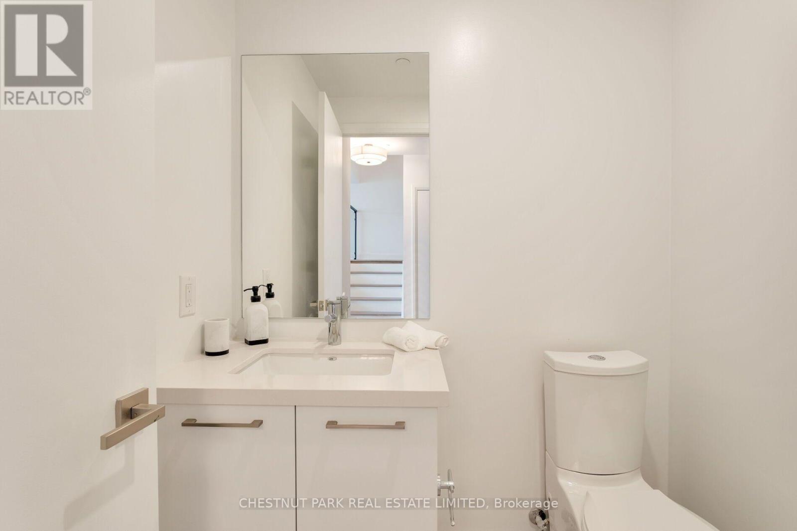 Th12 - 33 Frederick Todd Way, Toronto, Ontario  M4G 0C9 - Photo 12 - C13707794
