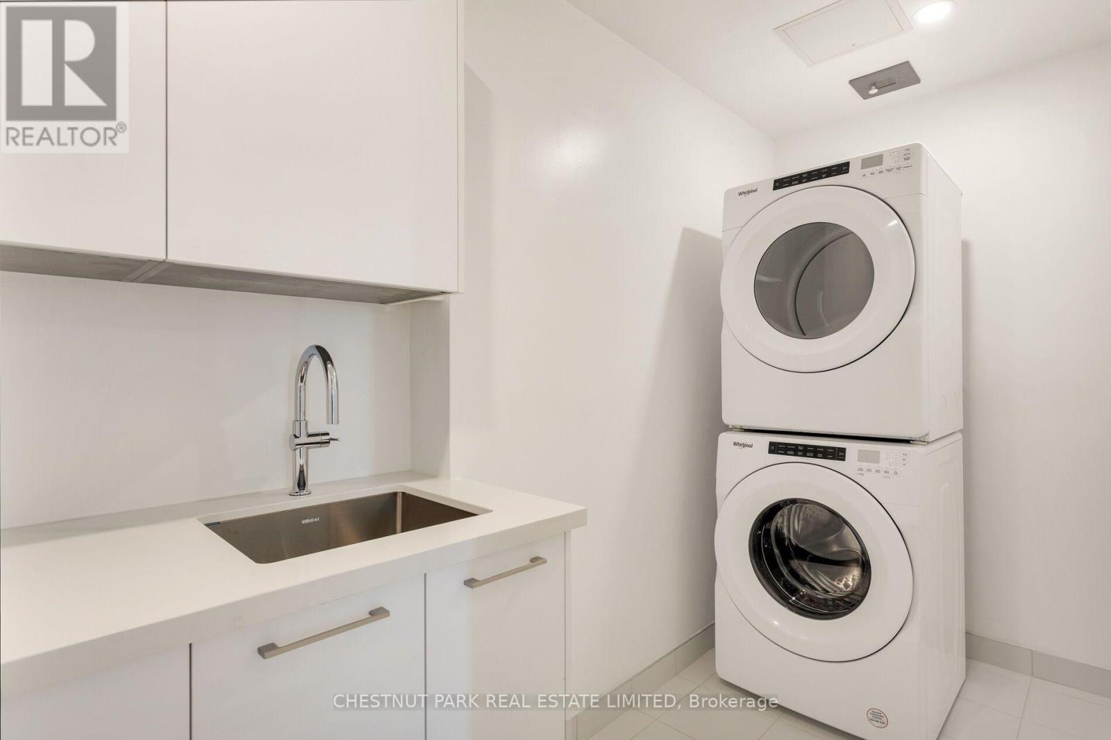 Th12 - 33 Frederick Todd Way, Toronto, Ontario  M4G 0C9 - Photo 14 - C13707794