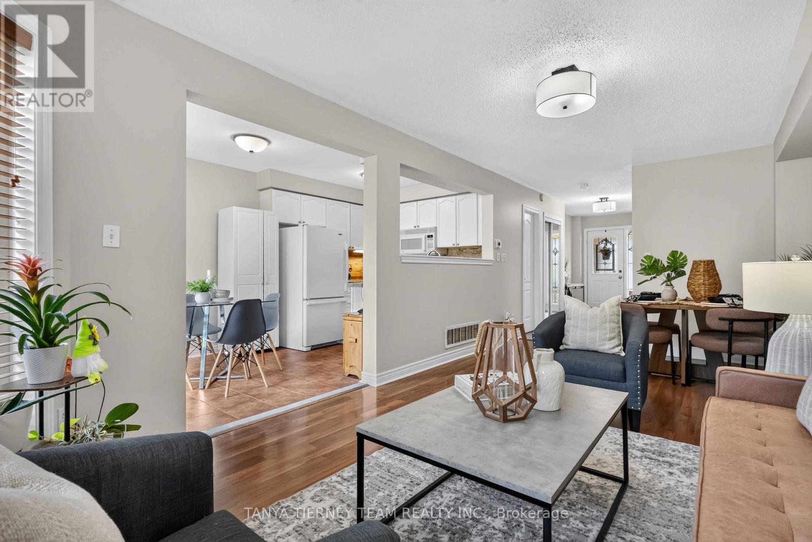 22 Sinden Drive, Whitby, Ontario  L1M 2B8 - Photo 16 - E13707772