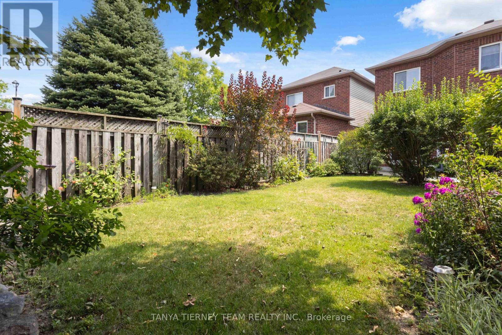 22 Sinden Drive, Whitby, Ontario  L1M 2B8 - Photo 47 - E13707772