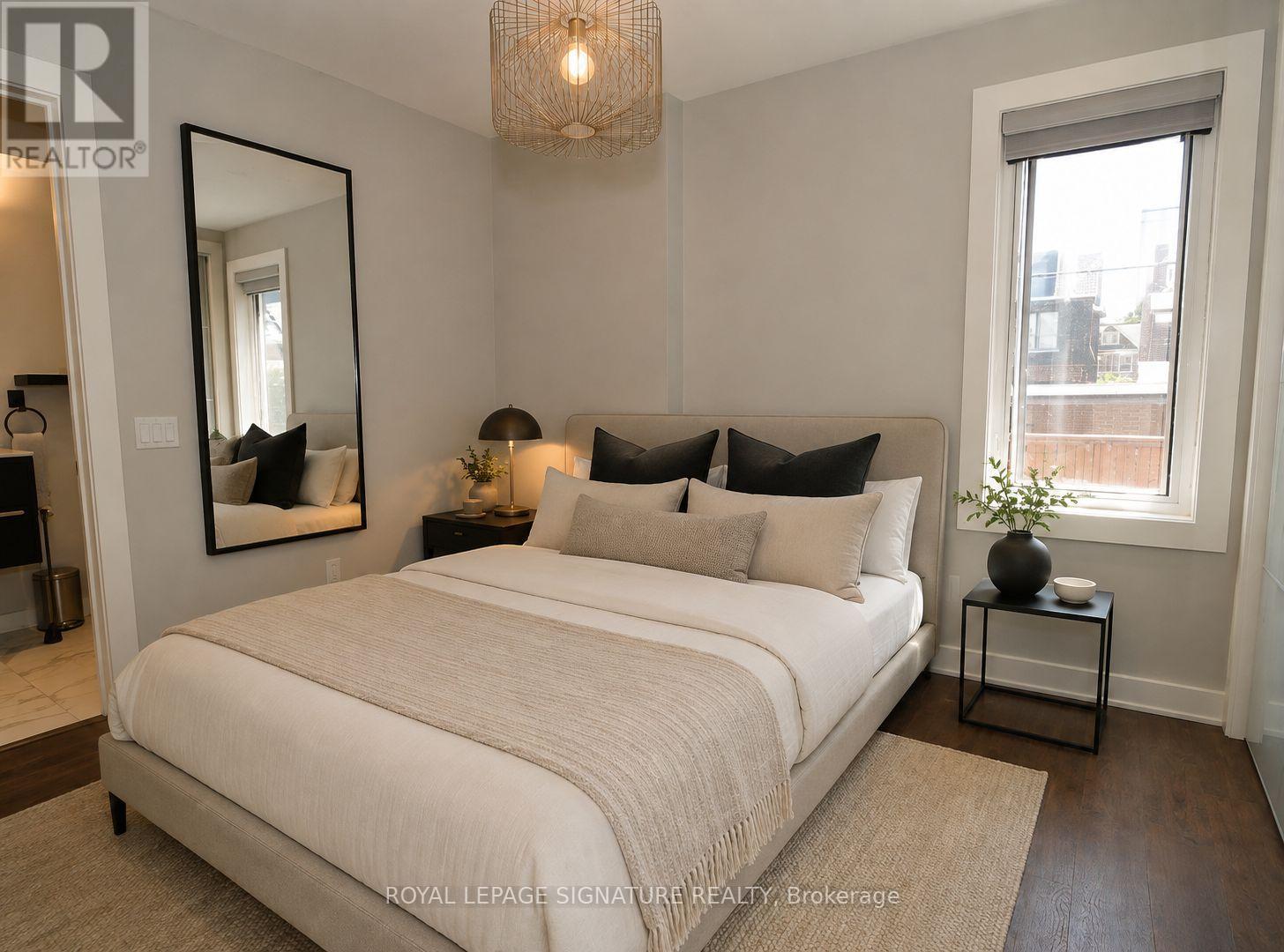 65 Fulton Avenue, Toronto, Ontario  M4K 1X7 - Photo 4 - E13707812