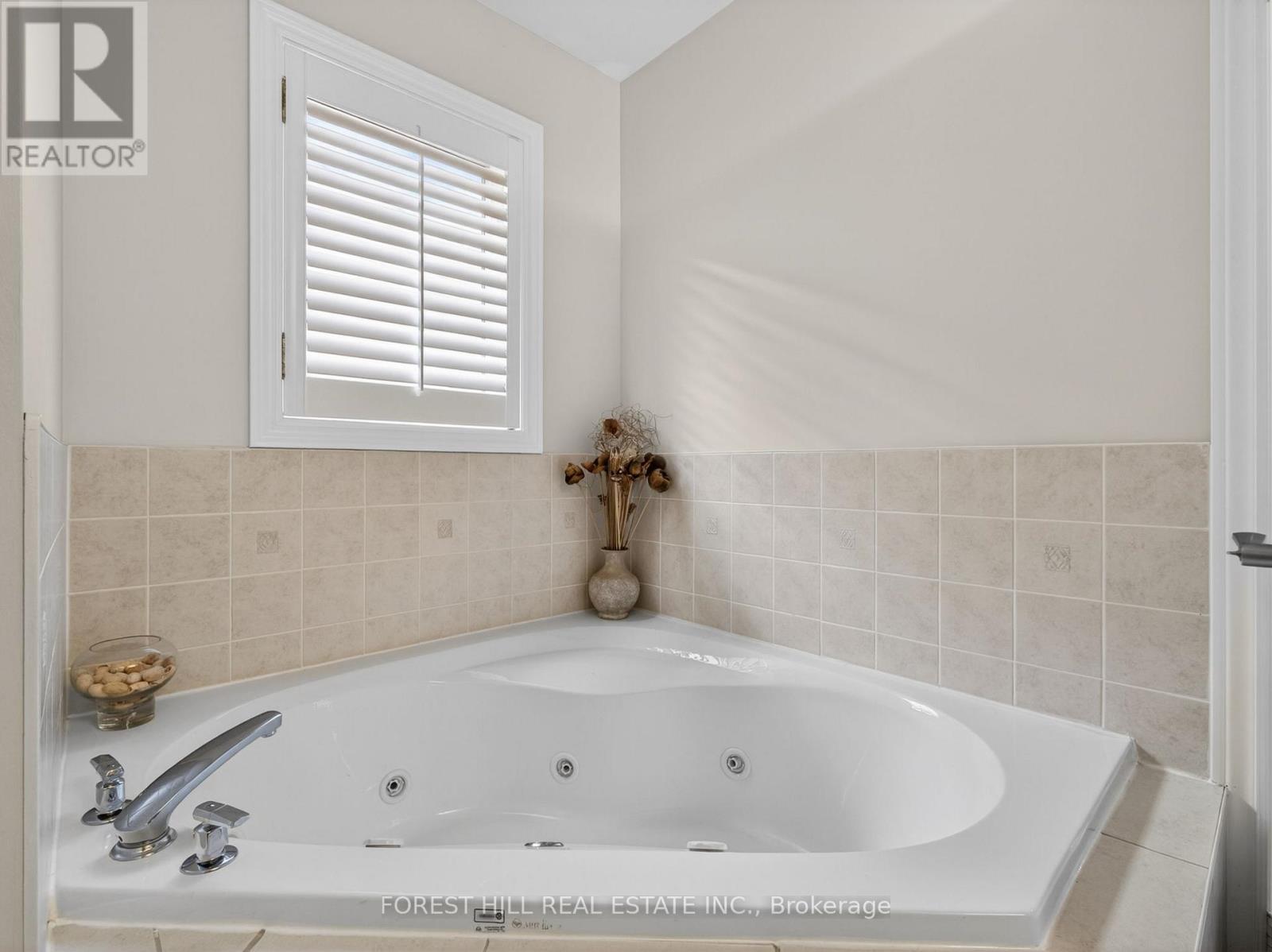 120 Sandwood Drive, Vaughan, Ontario  L4J 8W4 - Photo 33 - N13707732