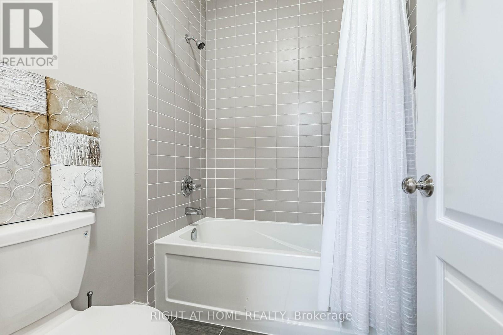 2 Cottonwood Hollow Court, Aurora, Ontario  L4G 3L8 - Photo 44 - N13707750