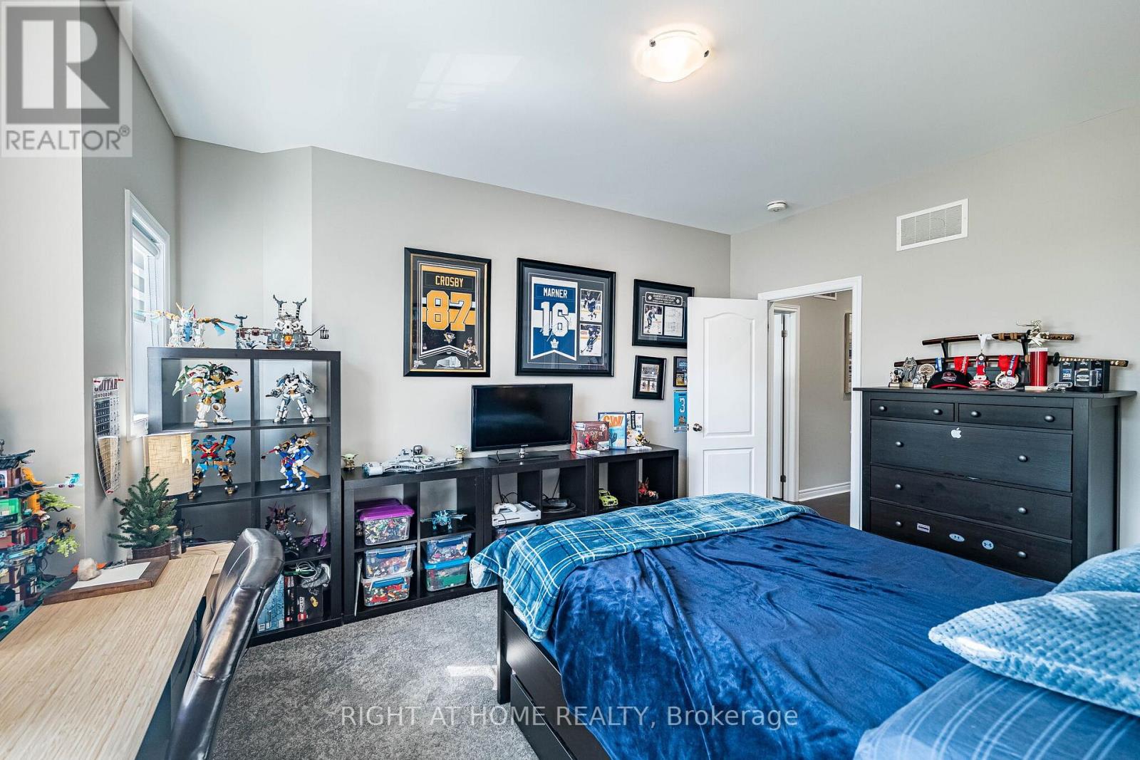 2 Cottonwood Hollow Court, Aurora, Ontario  L4G 3L8 - Photo 46 - N13707750