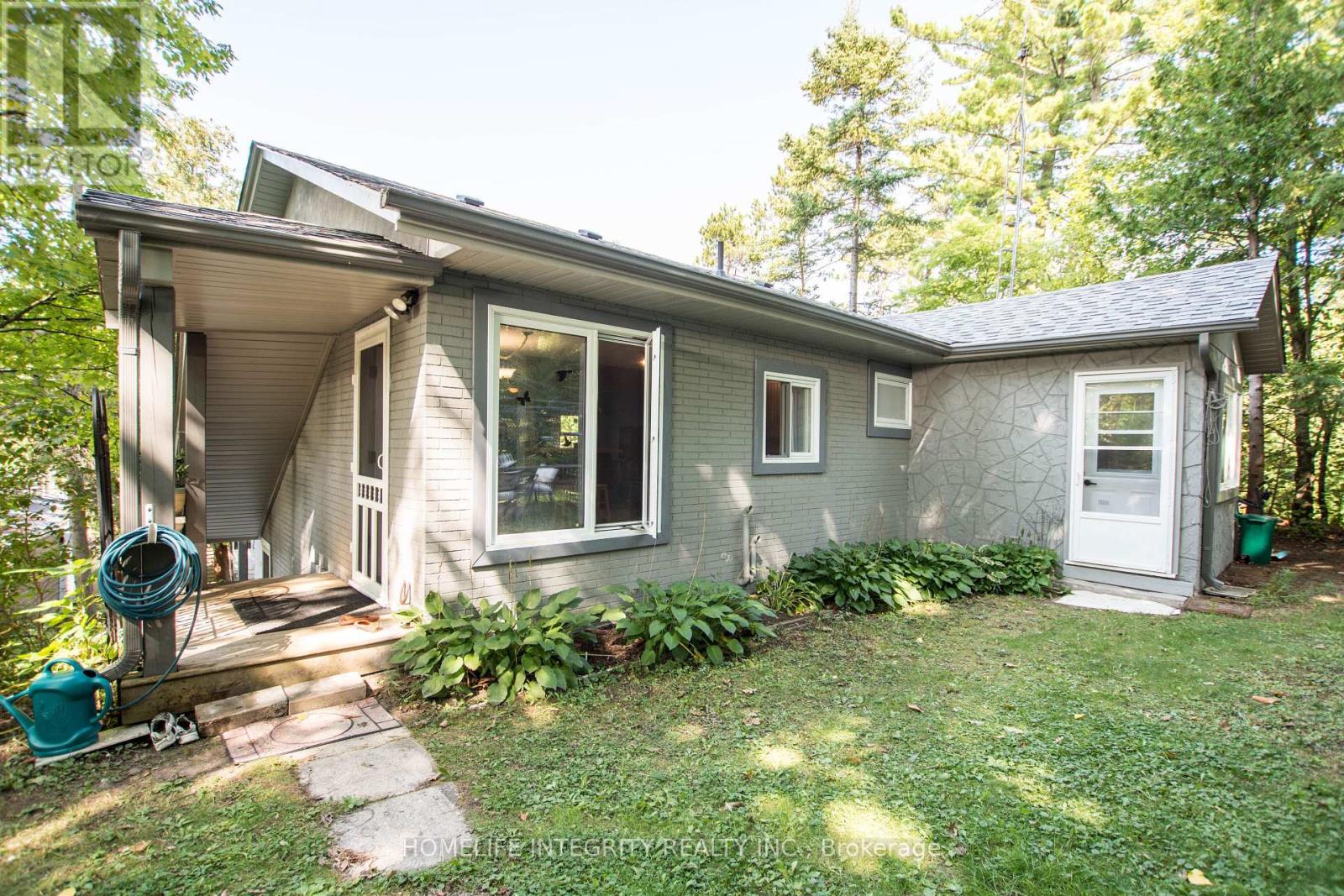 2197 Tiny Beaches Road S, Tiny, Ontario  L0L 1P1 - Photo 38 - S13707828