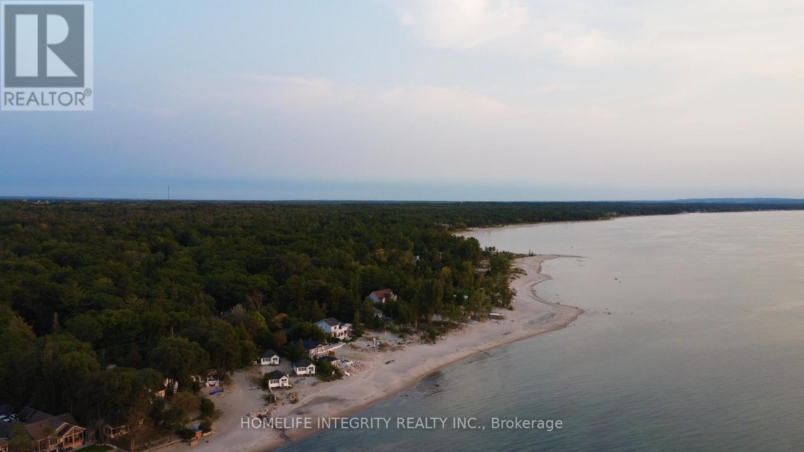 2197 Tiny Beaches Road S, Tiny, Ontario  L0L 1P1 - Photo 6 - S13707828
