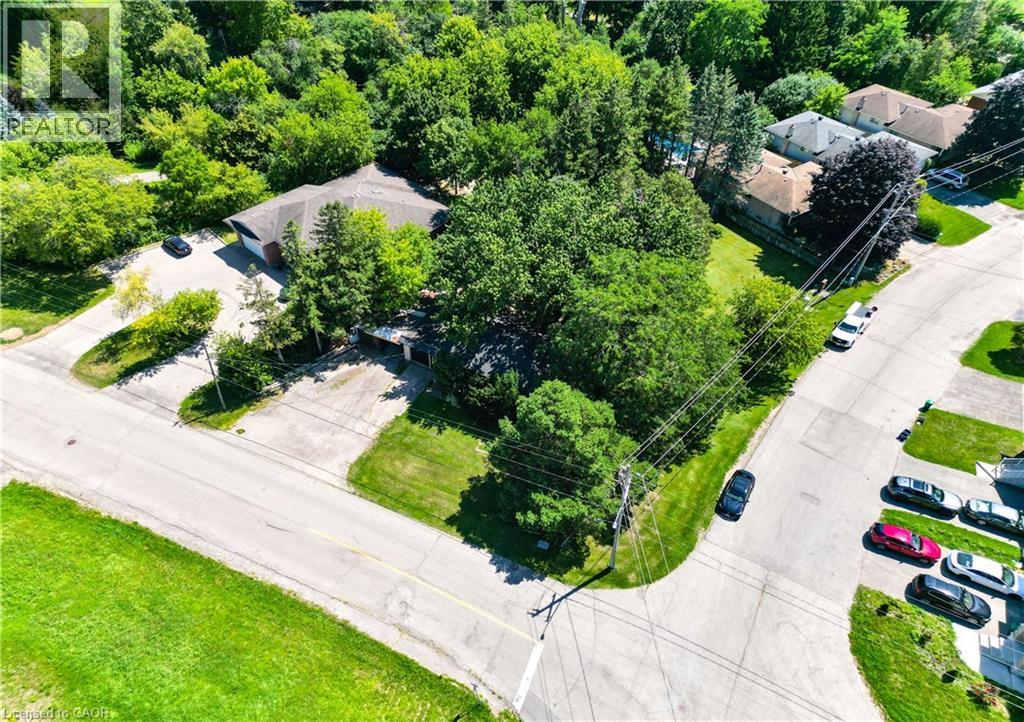 9 Rothsay Avenue, Kitchener, Ontario  N2B 3A2 - Photo 39 - 40857321