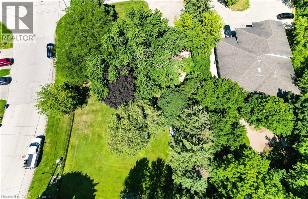 9 Rothsay Avenue, Kitchener, Ontario  N2B 3A2 - Photo 40 - 40857321