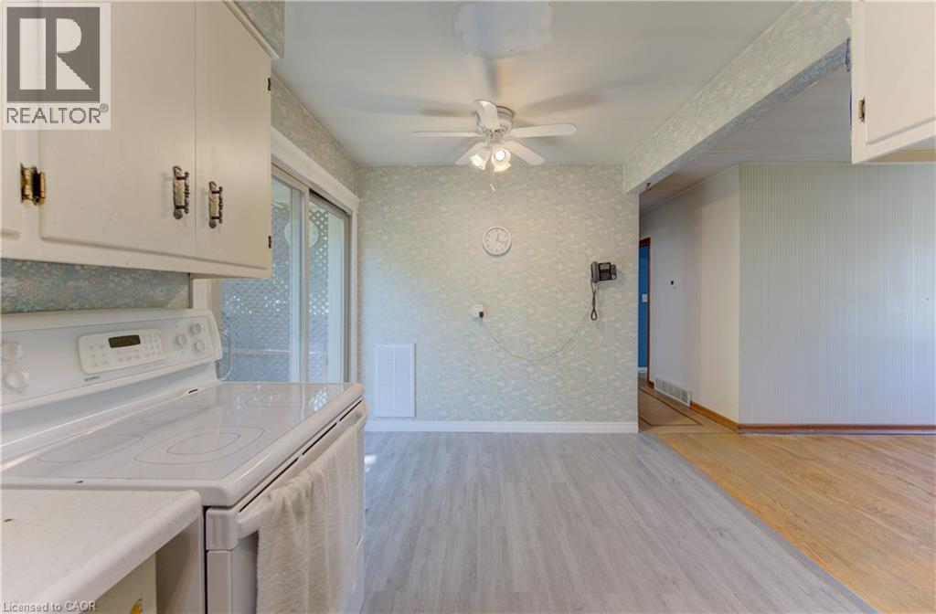 9 Rothsay Avenue, Kitchener, Ontario  N2B 3A2 - Photo 6 - 40857321