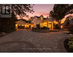 575 QUEEN STREET, Kincardine, Ontario