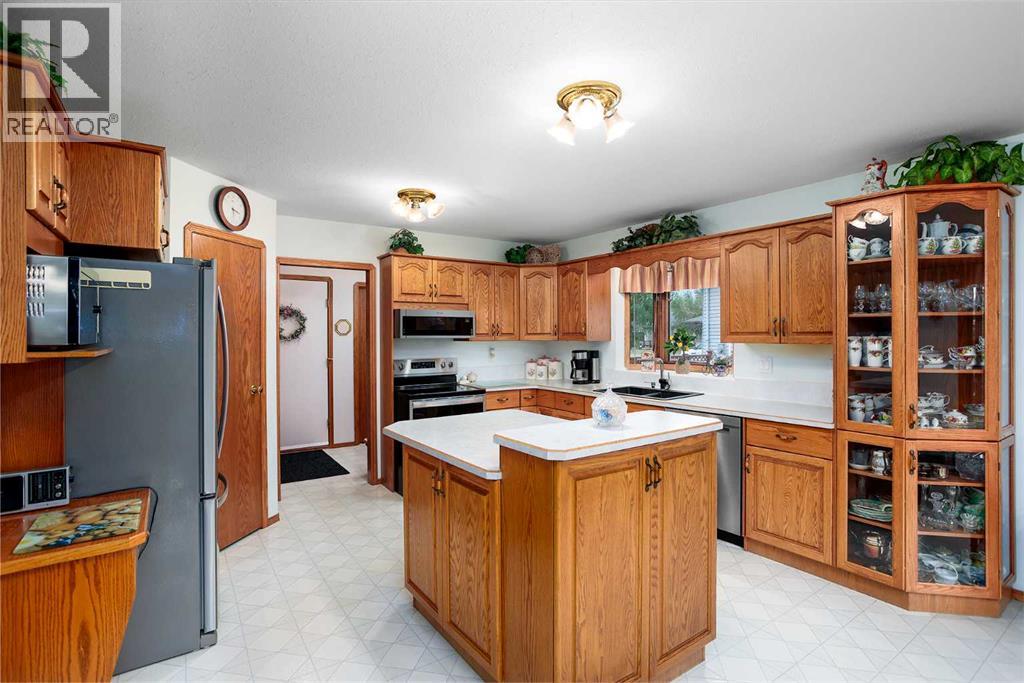 5305 66 Street, Camrose, Alberta  T4V 4M2 - Photo 15 - A2317268