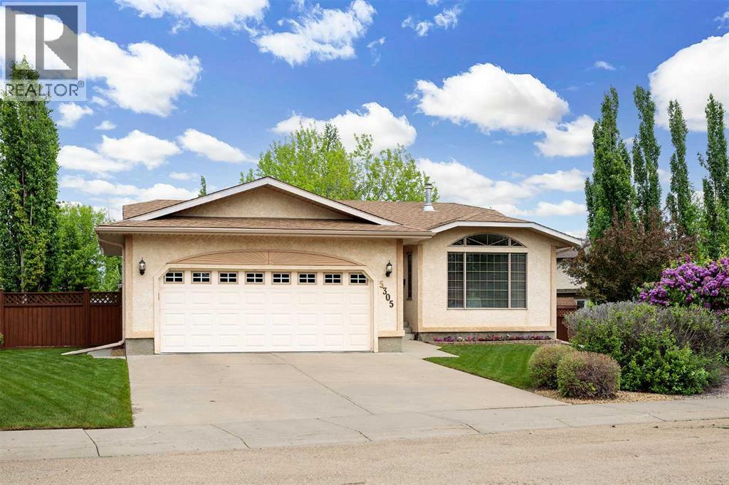 5305 66 Street, Camrose, Alberta  T4V 4M2 - Photo 1 - A2317268